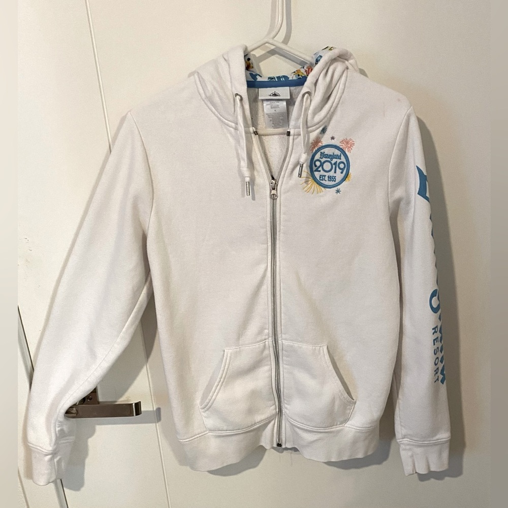 2019 Walt Disney White Zip Up Sweater Hoodie Size Medium